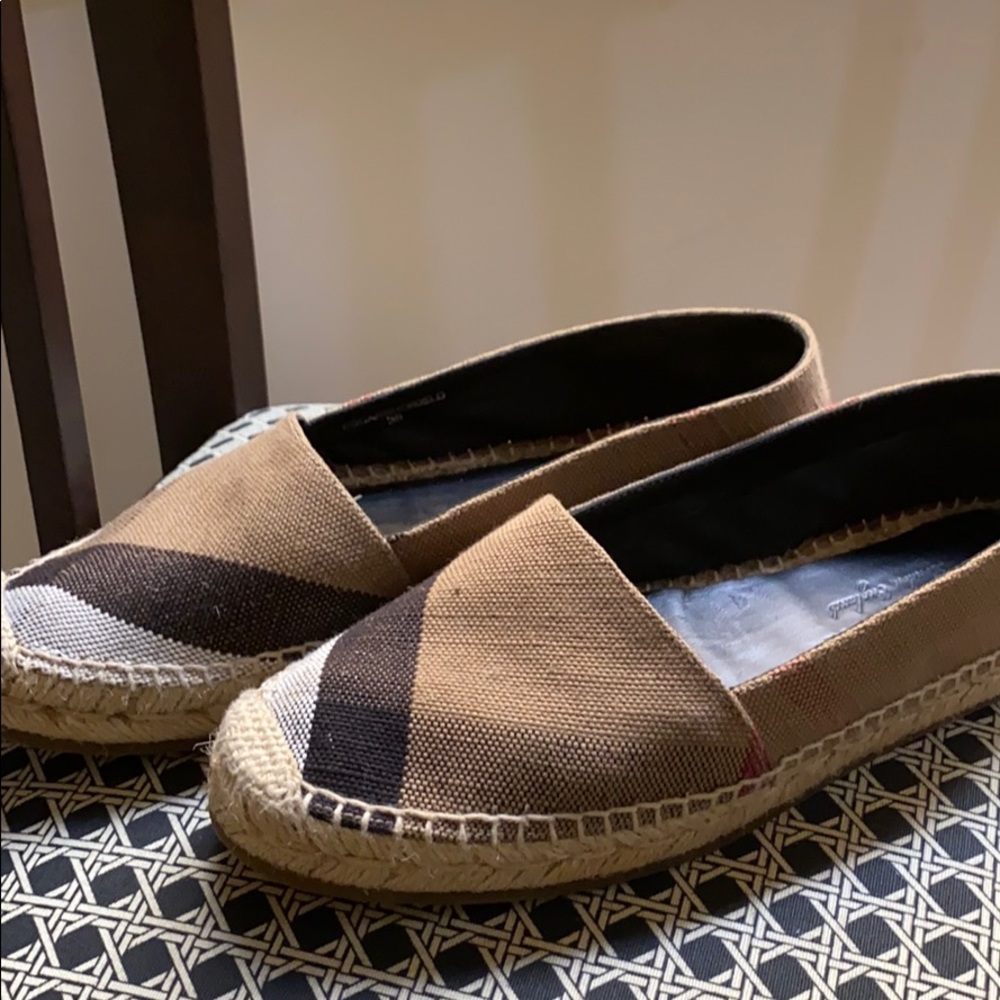 Burberry Espadrilles - Fits size 7 (it is size 8)